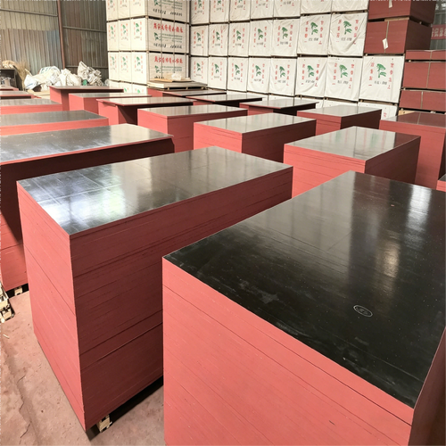 latest company news about Film Faced Plywood 15x Reuse Zero Concrete Bond Outlasts 5x Standard Ply