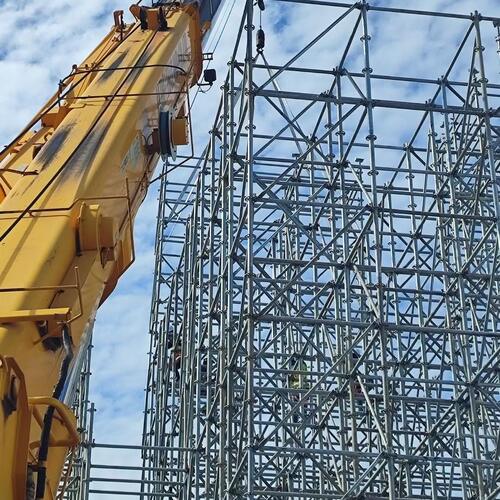 latest company news about Ring Lock Scaffold Offers Eight Way Connection And Fast Hammer Assembly On Site